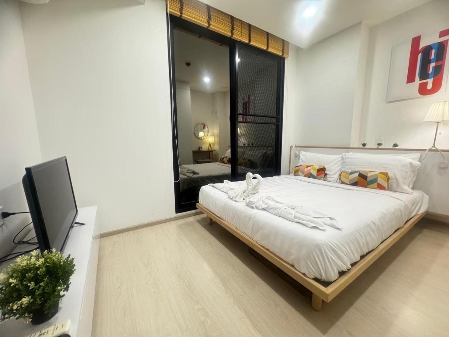 Ekamai 2 Bed Room Bangkok Exteriör bild